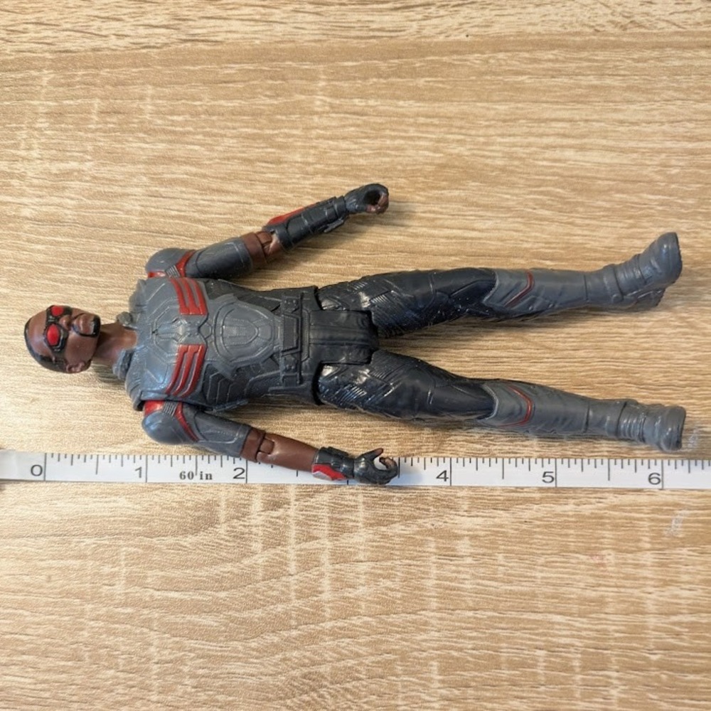Marvel Falcon Sam Wilson Action Figure Avengers Infinity War Hasbro E1417 6 Inch - Picture 5 of 8